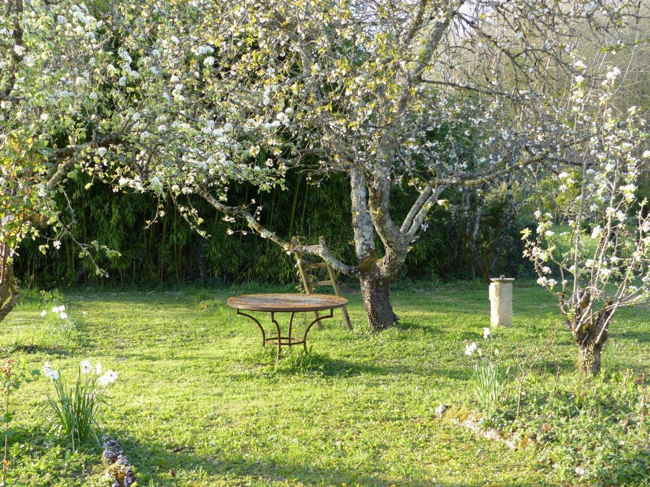 Bed and Breakfast Val De La Nef Joux-la-Ville Zewnętrze zdjęcie